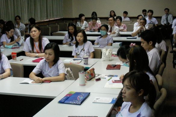 เป็นวิทยากรบรรยายหัวข้อเรื่อง “Positive Thinking “
