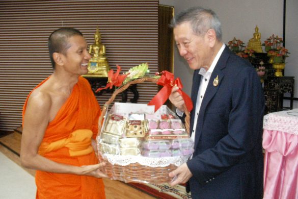 เป็นวิทยากรบรรยายหัวข้อเรื่อง “พระพุทธศาสนากับวัฒนธรรมเชิงพาณิชย์ของโลก”